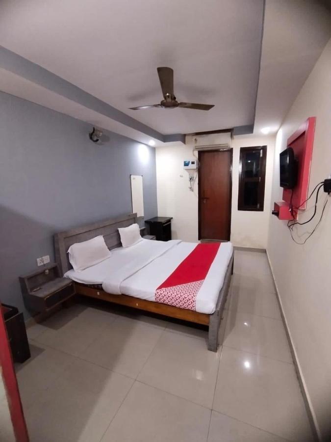 Oyo Hotel New Metro Near Phoenix United Lucknow Exterior photo